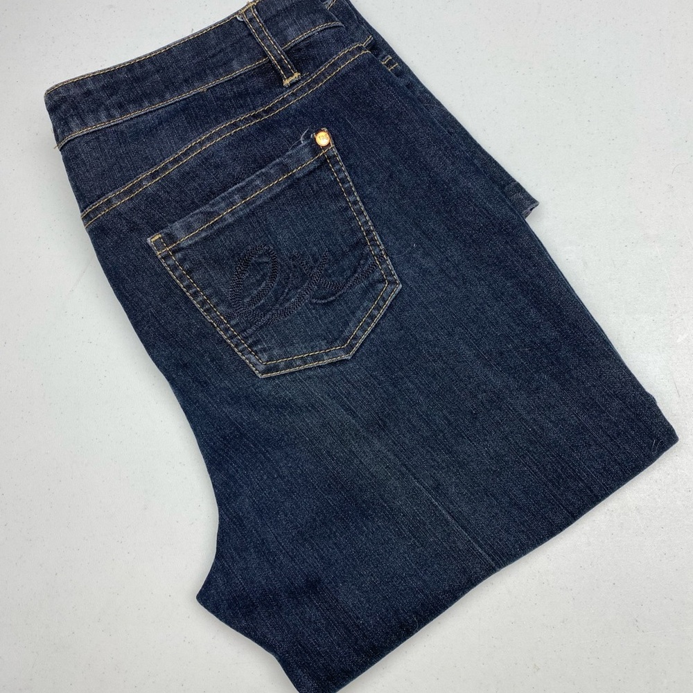 Tag Boot-cut Jeans 12/33. Spring Sale